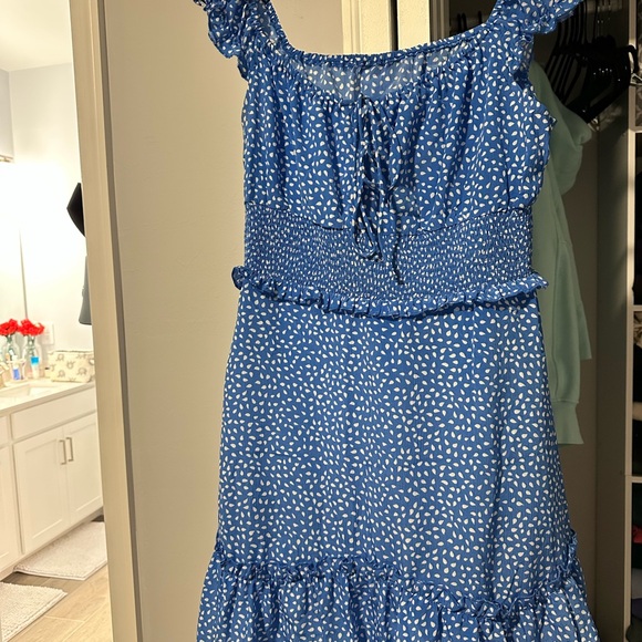 Dresses & Skirts - Blue Ruffled Dress with White Pattern